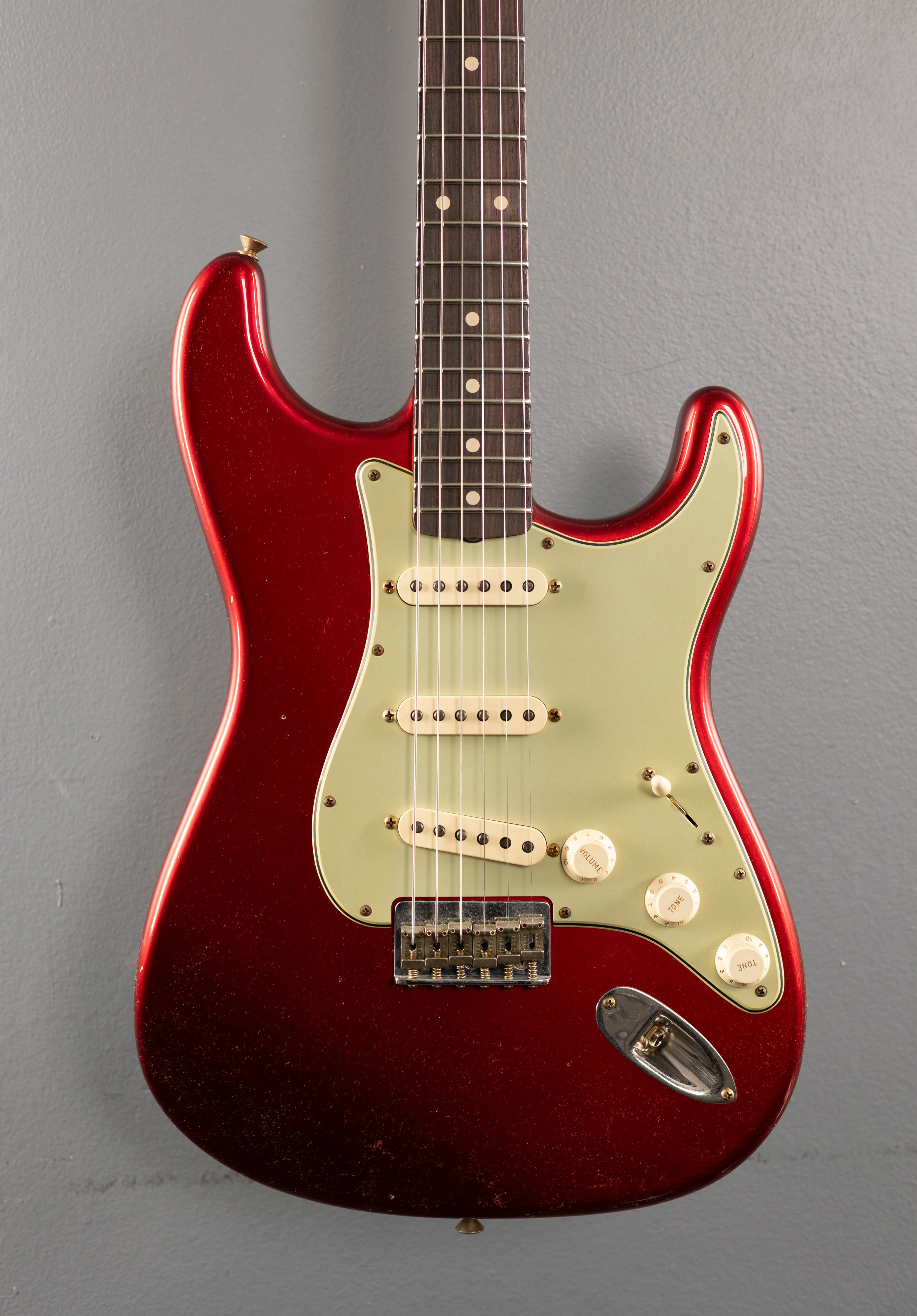 1960 Journeyman Relic Hardtail Stratocaster - Candy Apple Red - Image 2