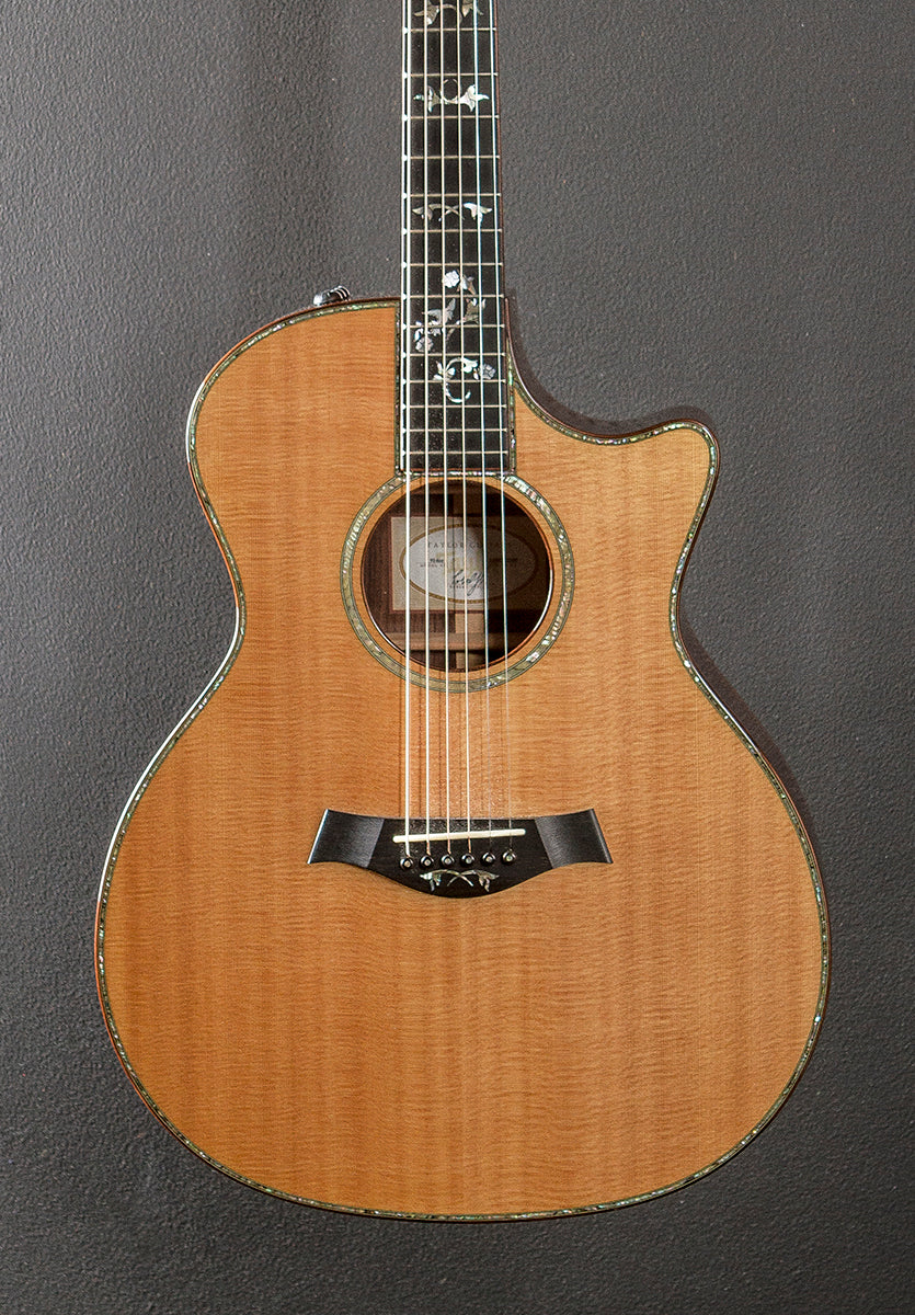 Used 914CE '12 - Image 2