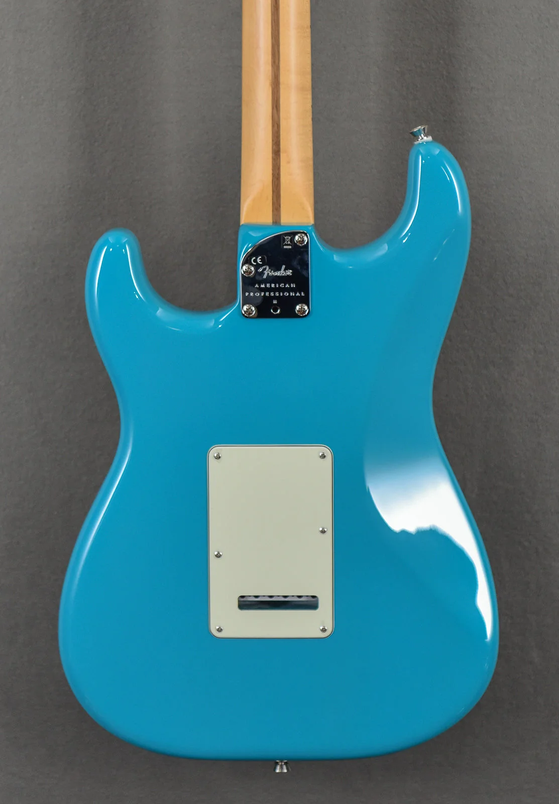 American Professional II Stratocaster – Miami Blue w/Maple - Image 5
