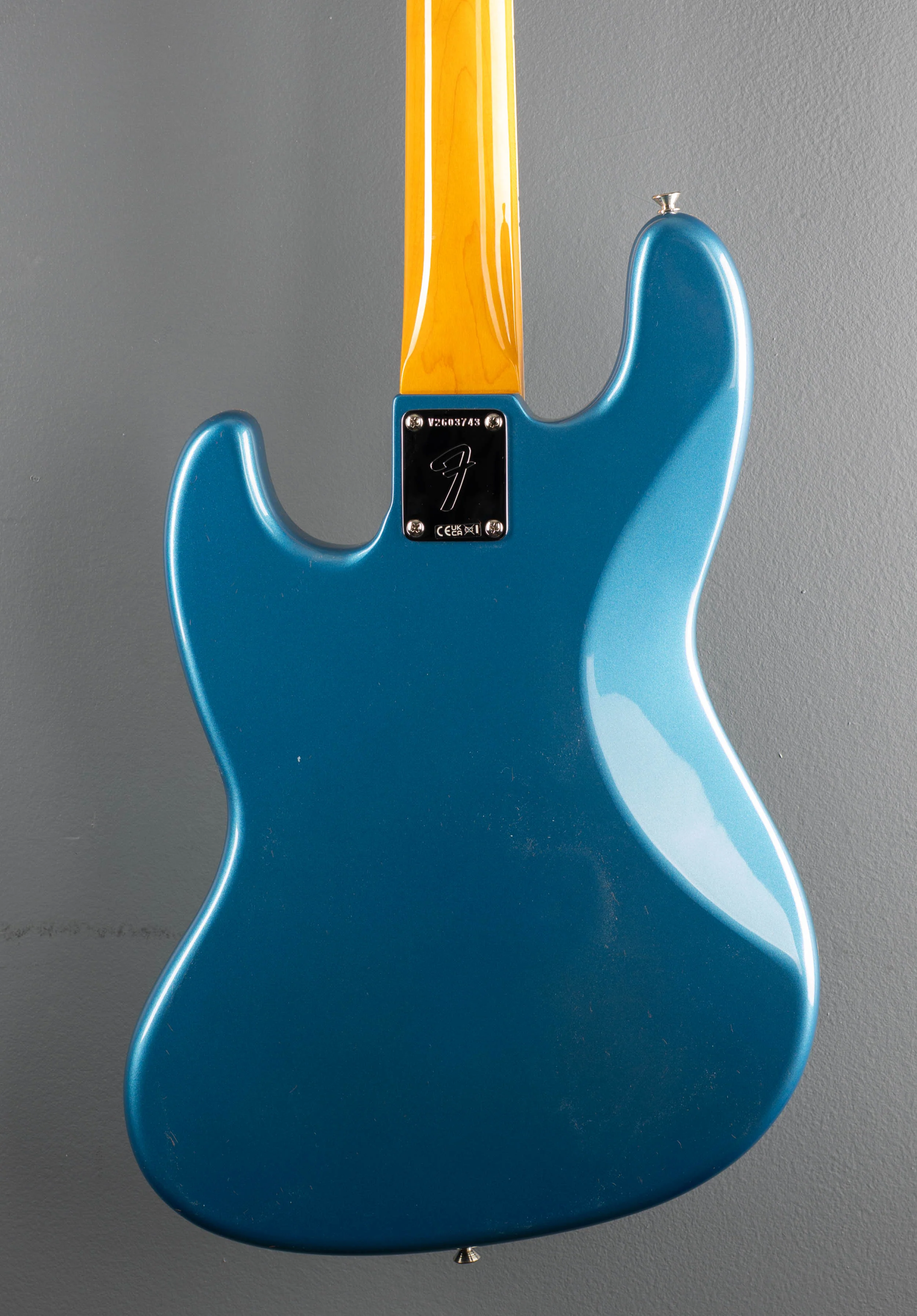 American Vintage II 1966 Jazz Bass - Lake Placid Blue - Image 4
