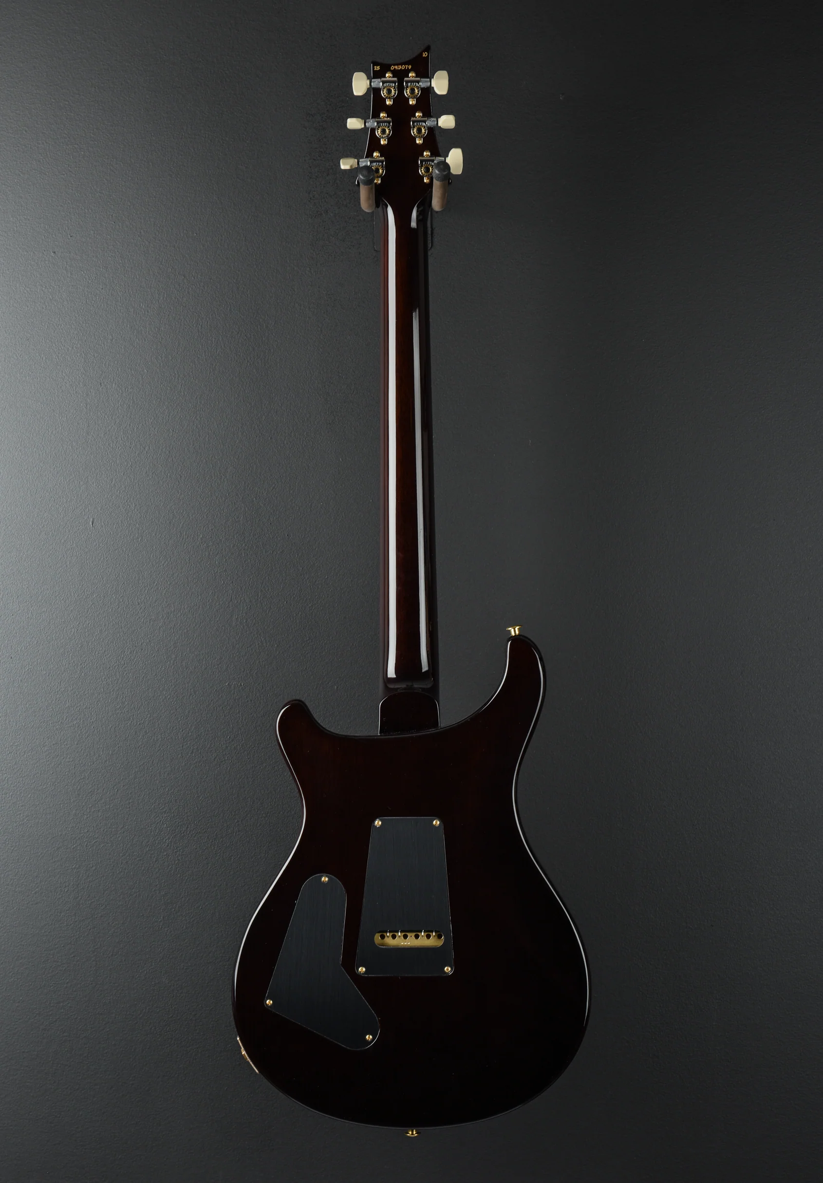 Custom 24 10 Top - Black Gold Wraparound Burst - Image 5