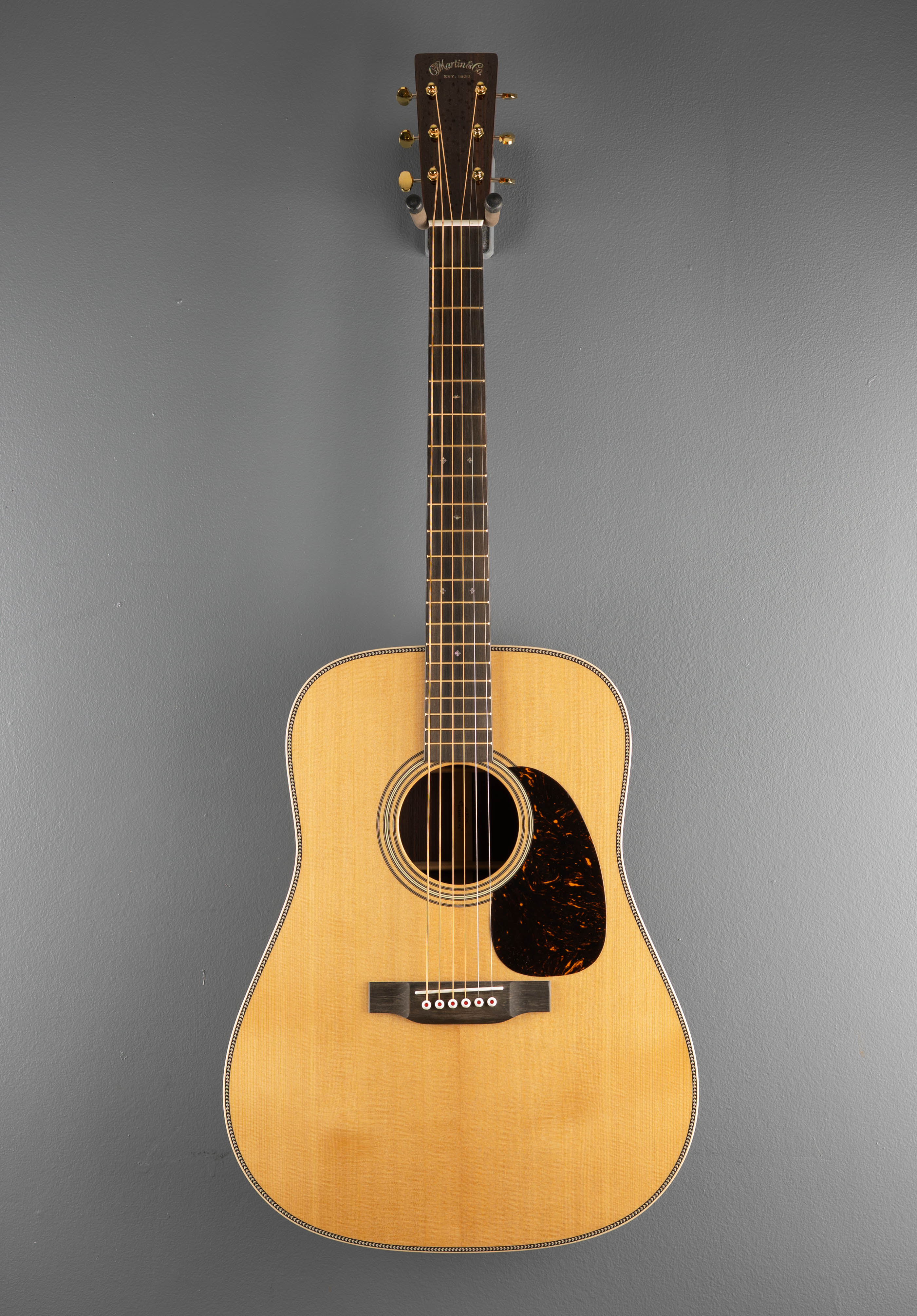 D-28 Modern Deluxe - Image 3