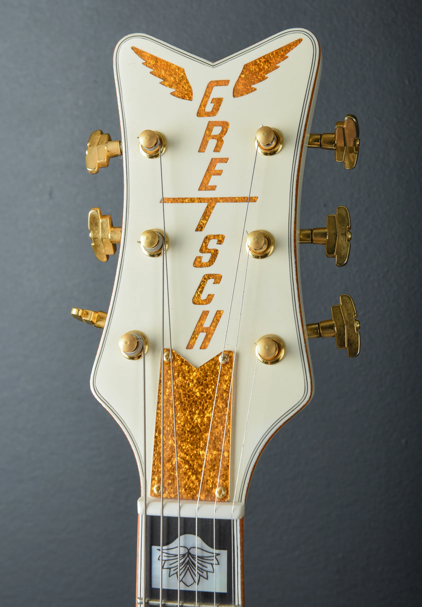 USED G6134 White Penguin '05 - Image 7
