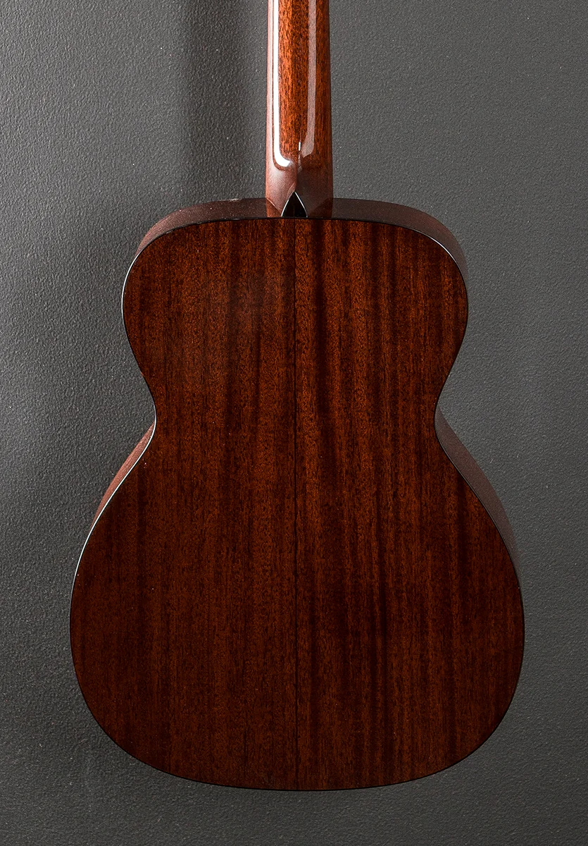 OM1 Traditional w/Adirondack Spruce - Sunburst - Image 4