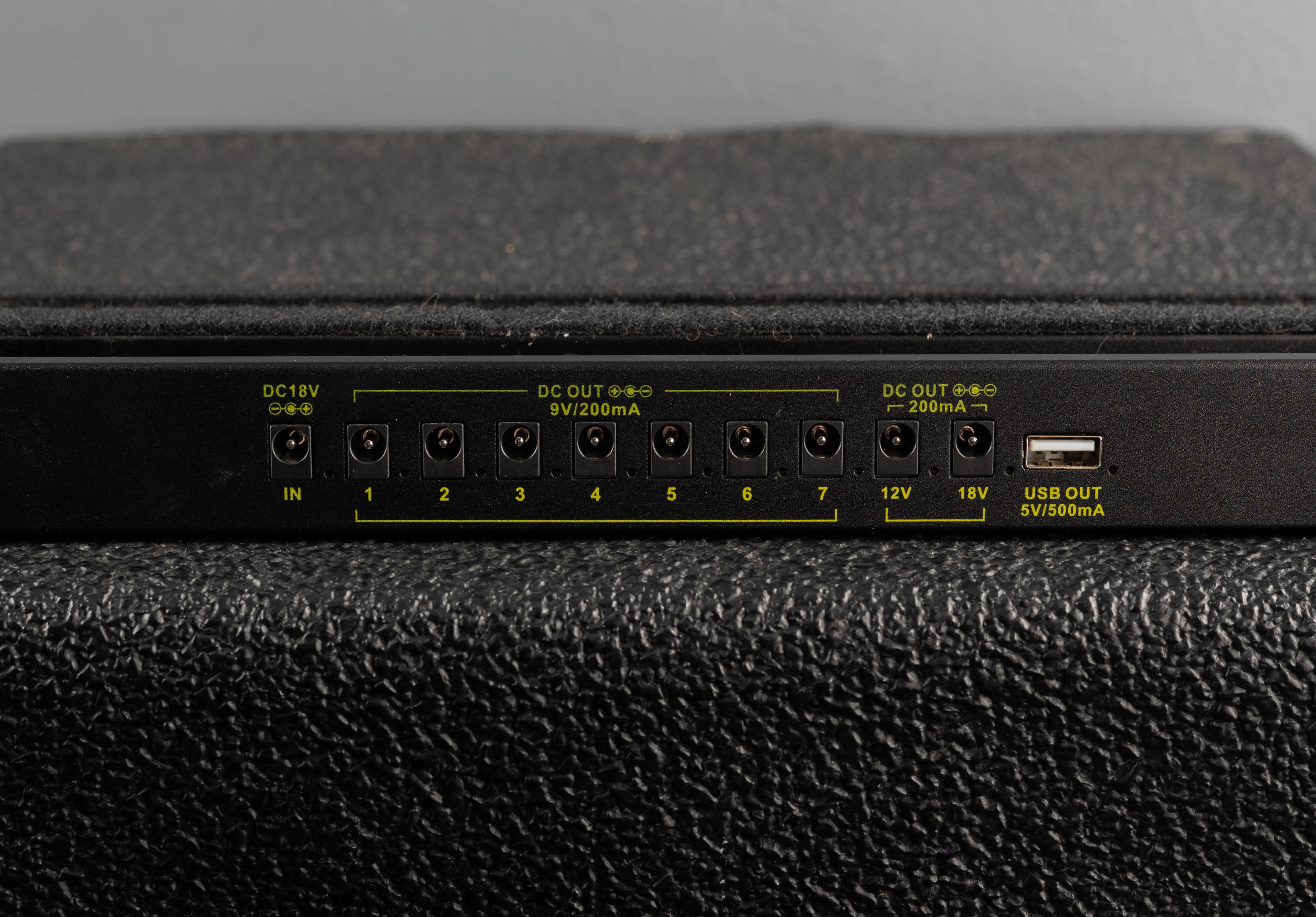 Powered Pedalboard, Recent - Image 3