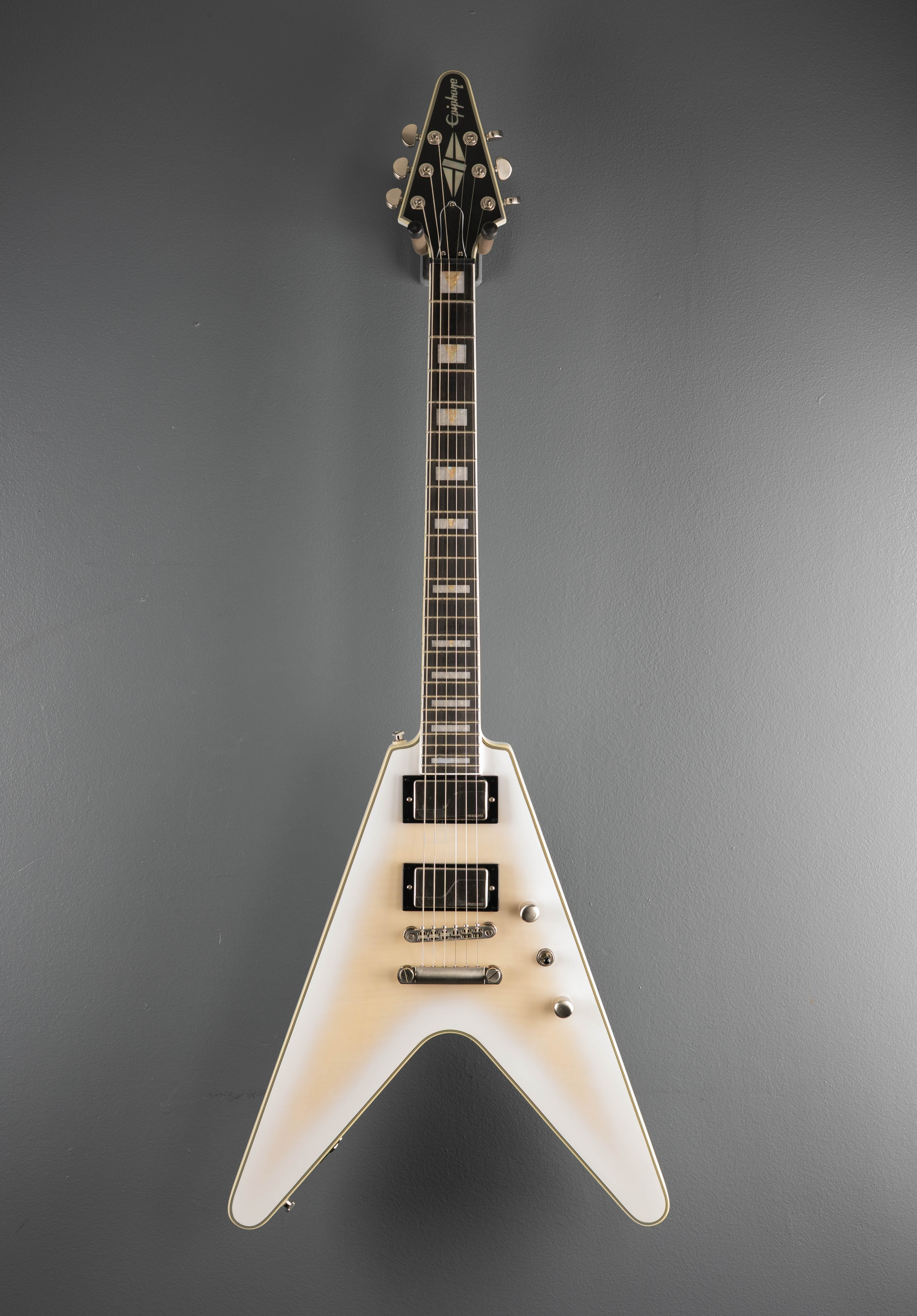 Prophecy Flying V - Aged White Tiger Burst - Image 3