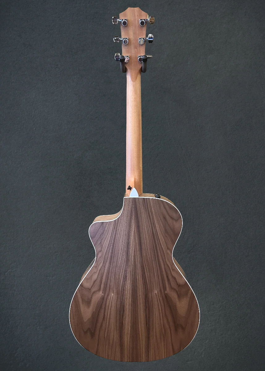 USED 212CE Walnut '26 - Image 5