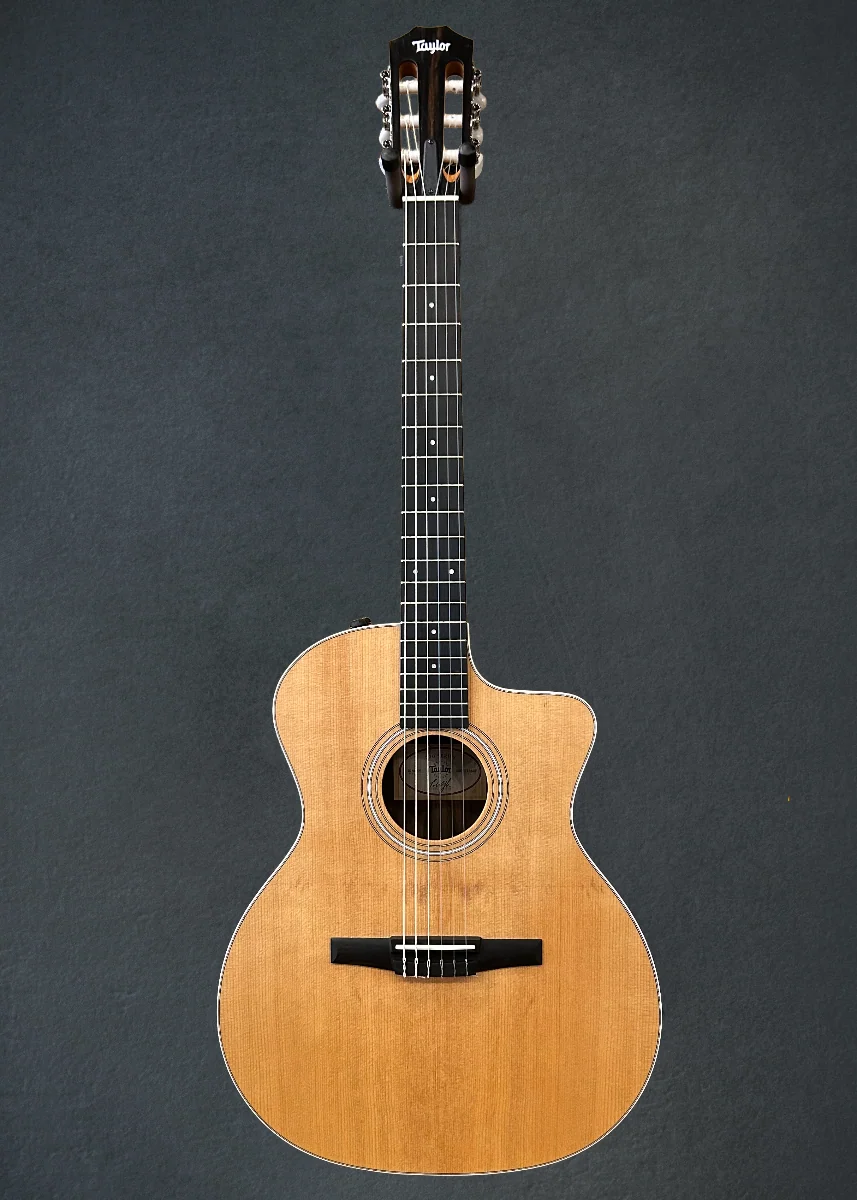 USED 214CE-N Walnut '26 - Image 3