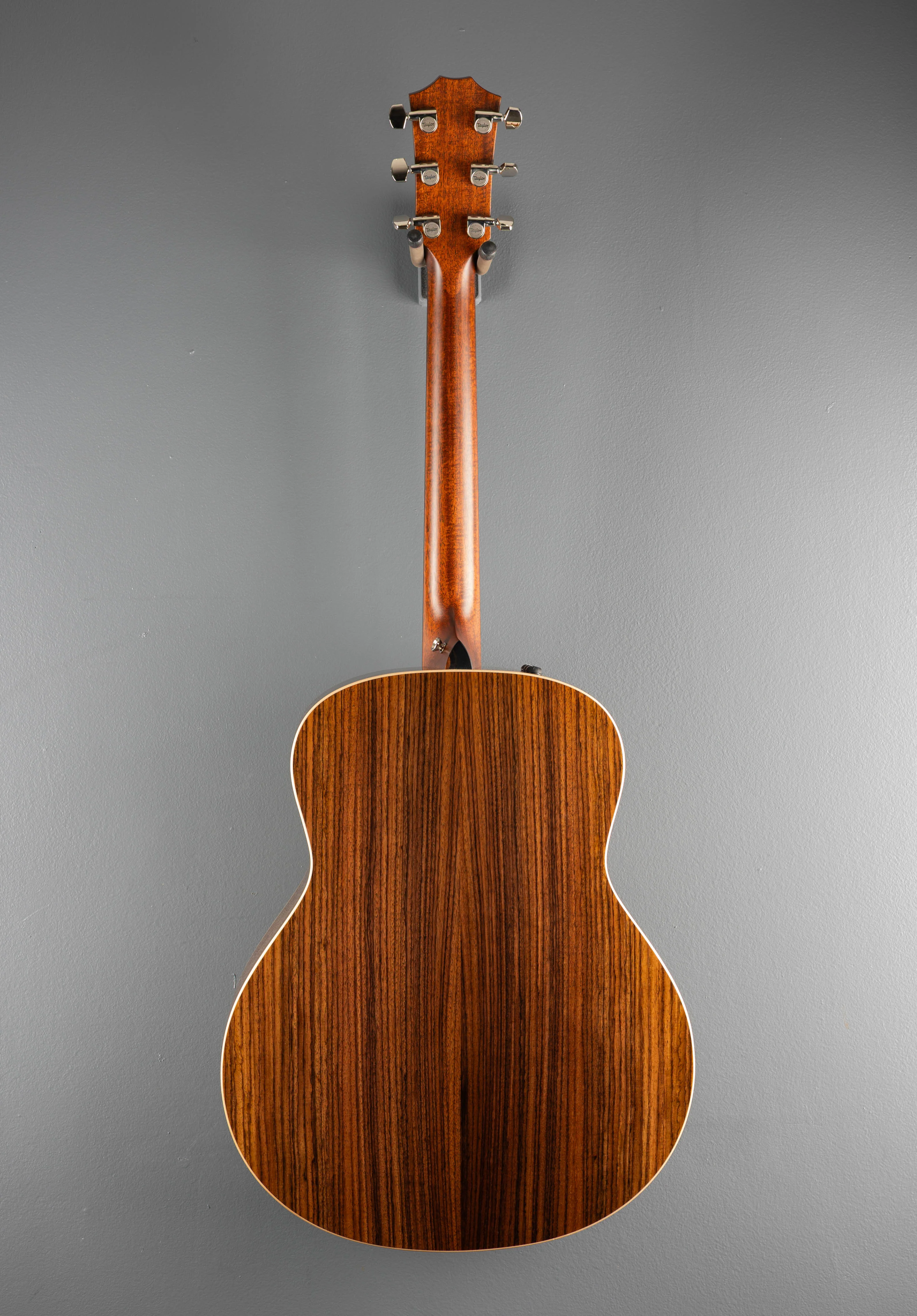 USED 818E, '24 - Image 5