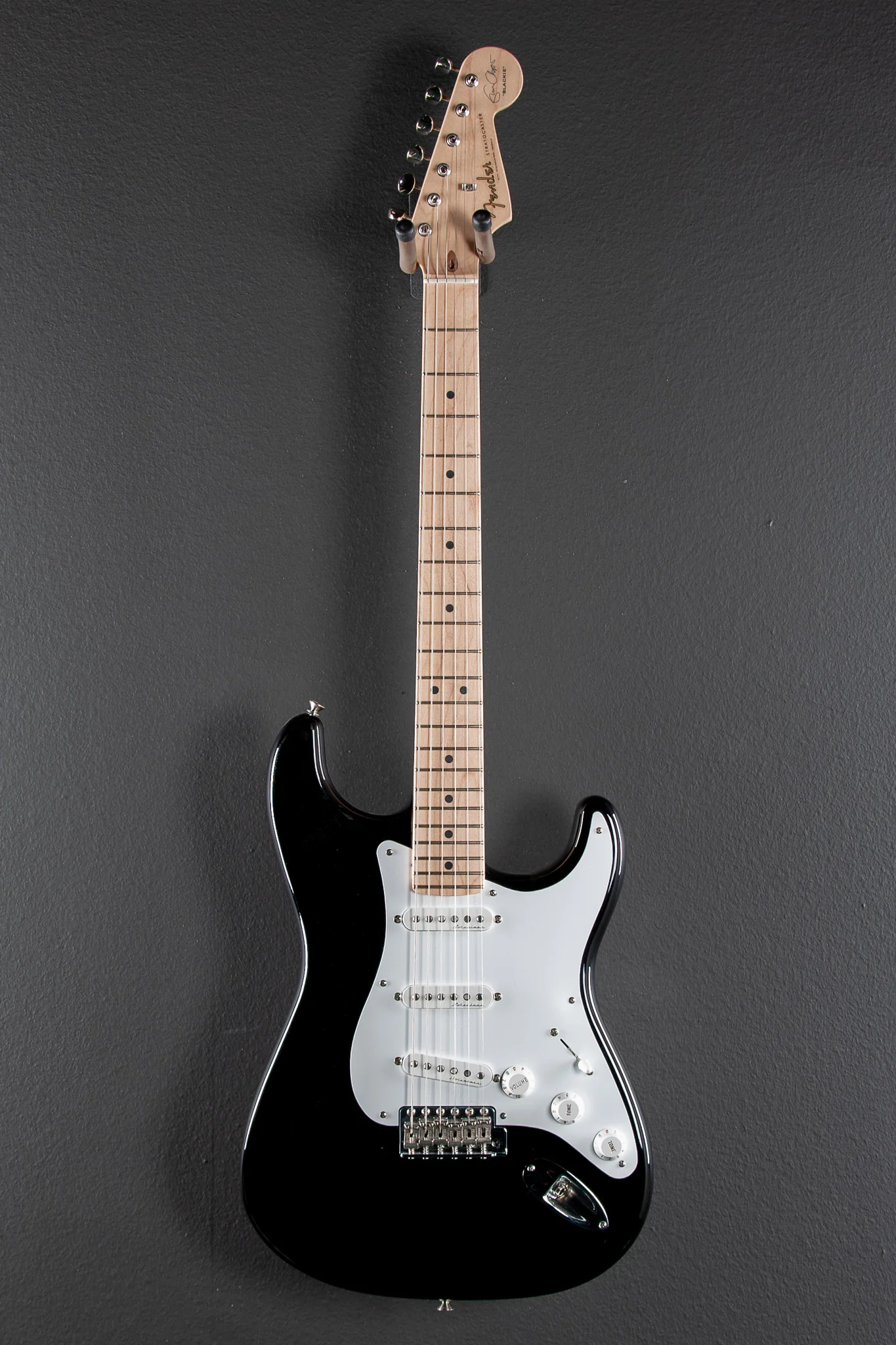 Used Eric Clapton Stratocaster, '20 - Image 2