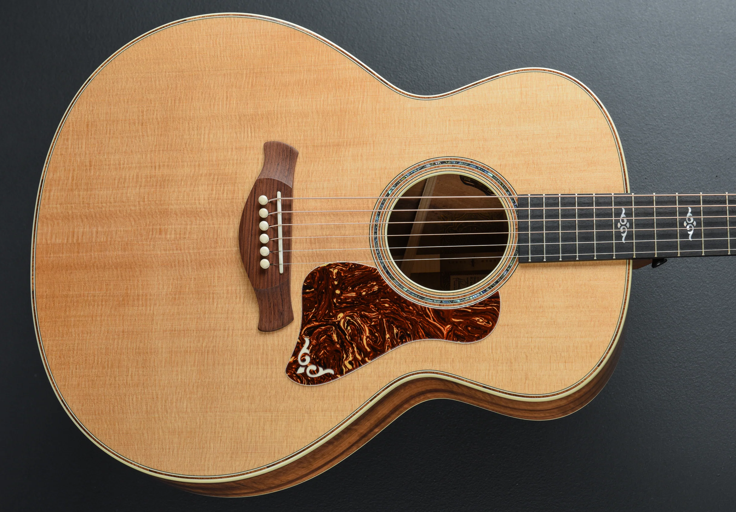 USED Gold Label 814E Koa '25